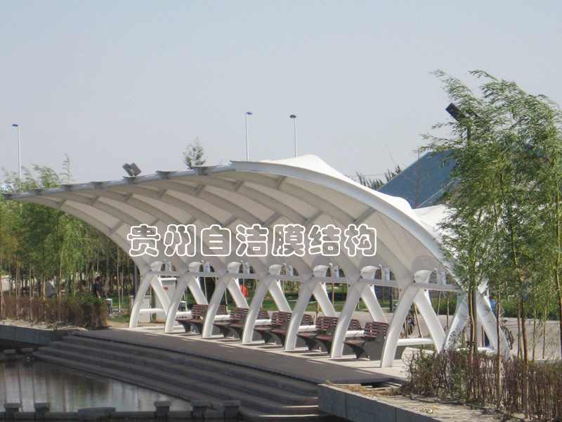 贵州张拉膜遮阳棚